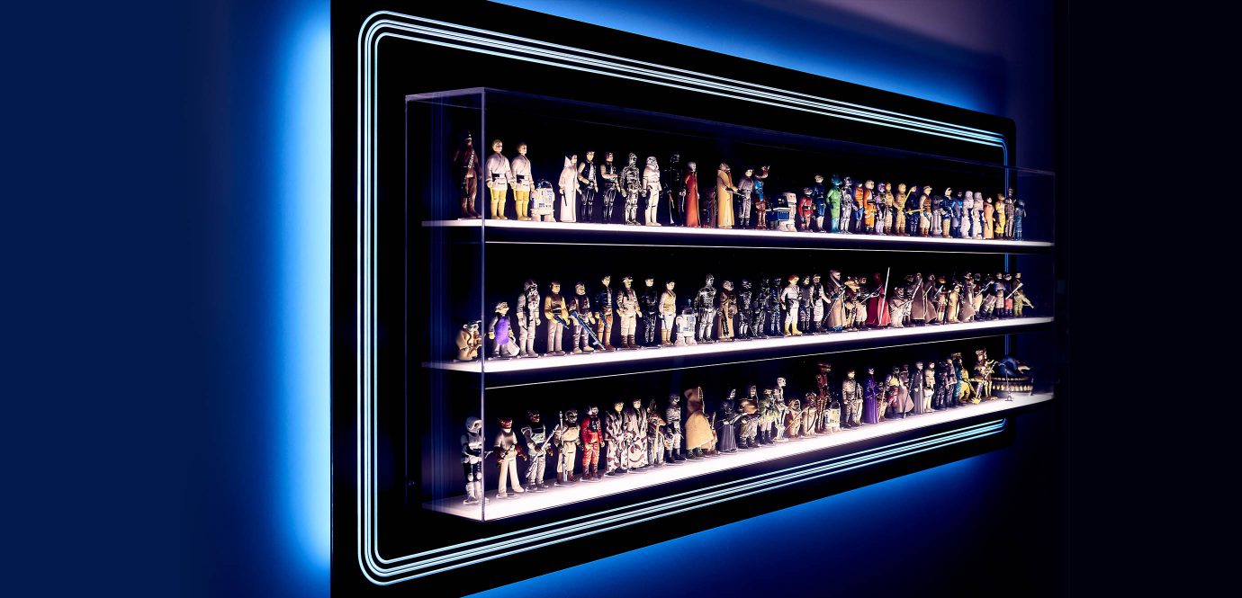 PLEXIGLAS® display cabinet