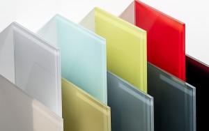 PLEXIGLAS® Hi-Gloss High-Gloss Solid Sheets